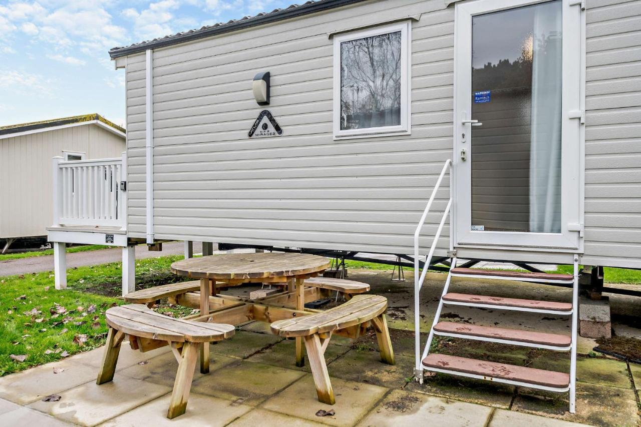 Sea La Vie Lodge, Rockley Park Holiday Park, Poole, Dorset Eksteriør billede
